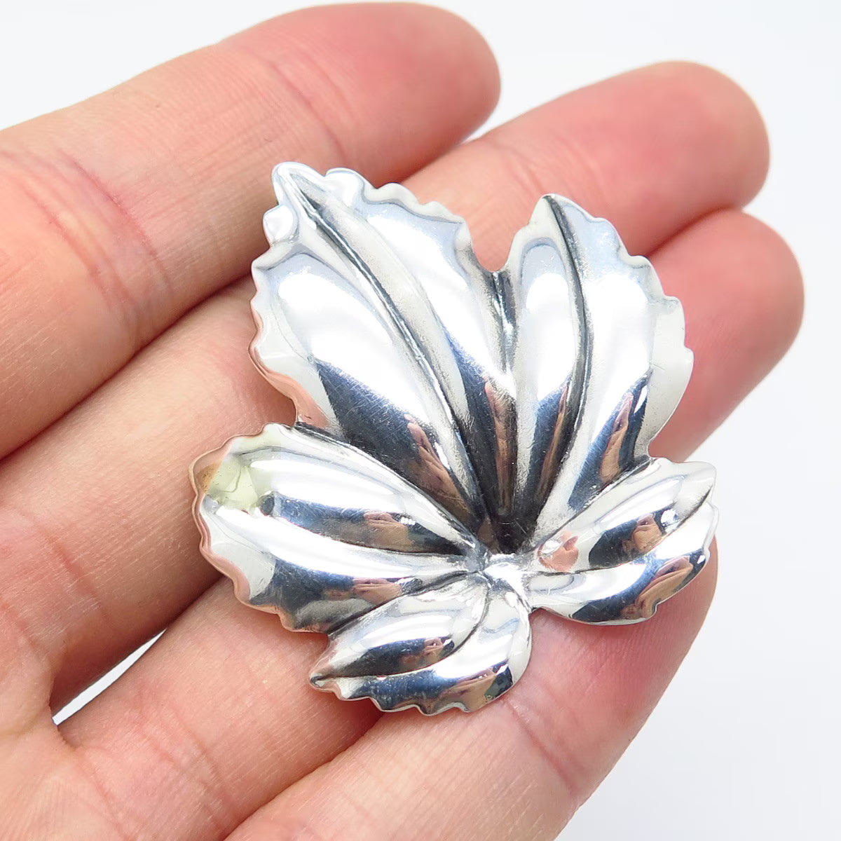 925 Sterling Silver Vintage Jewelart Maple Leaf Pin Brooch