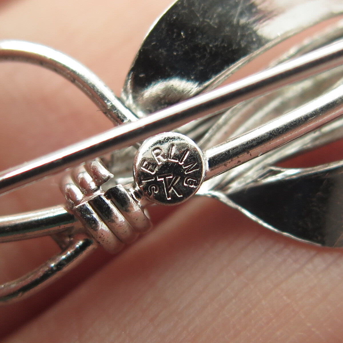 TRU-KAY 925 Sterling Silver Vintage Leaf Floral Pin Brooch