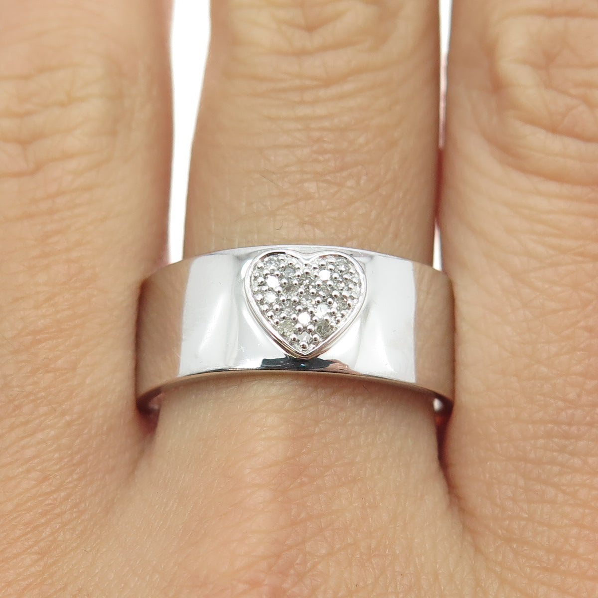 925 Sterling Silver Real Round-Cut Diamond Heart Ring Size 10.75