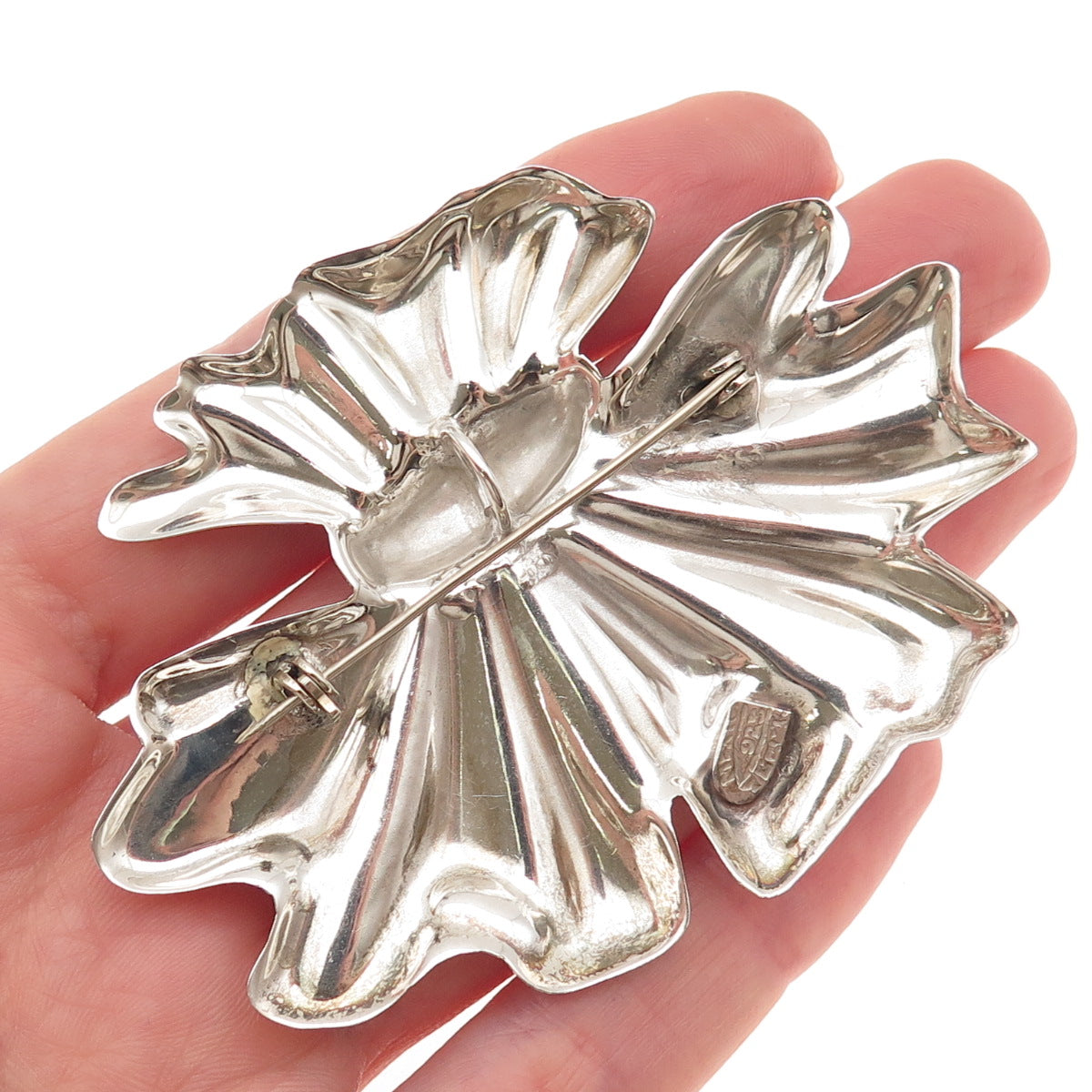 925 Sterling Silver Vintage Mexico Floral Repousse Pin Brooch / Pendant