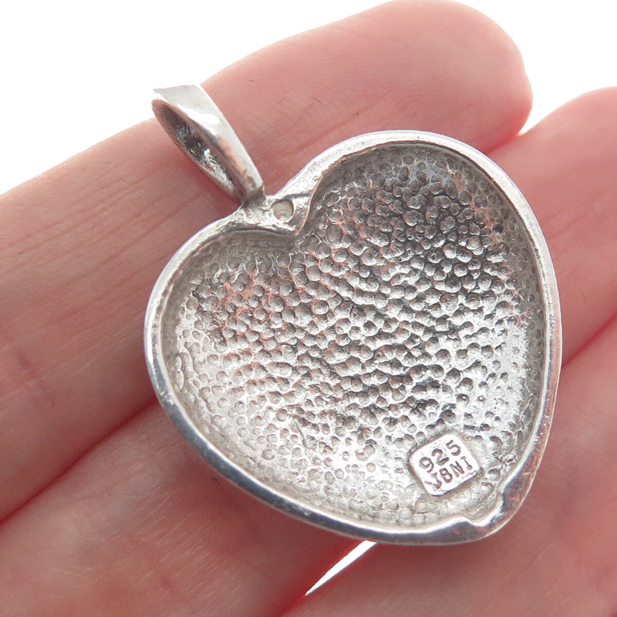 JBNI Bijoux D'Amour 925 Sterling Silver Vintage Heart Dome Pendant