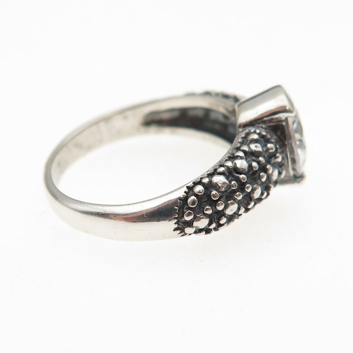 925 Sterling Silver Vintage Round-Cut C Z Oxidized Ring Size 5.25