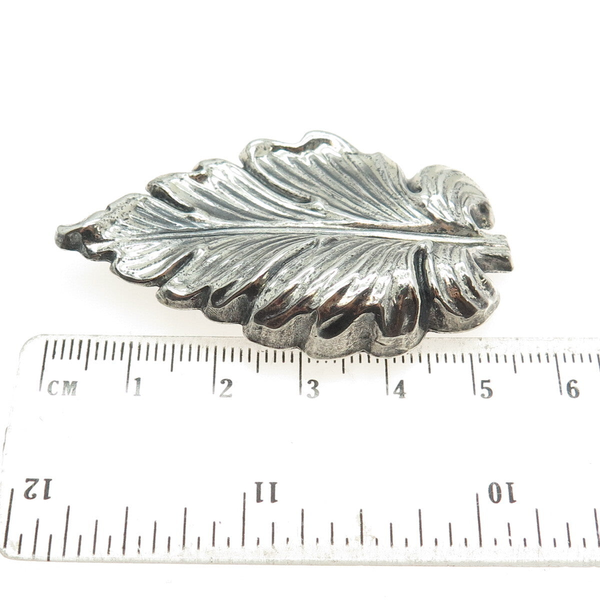 DANECRAFT 925 Sterling Silver Antique Art Deco Leaf Repousse Oxidized Pin Brooch