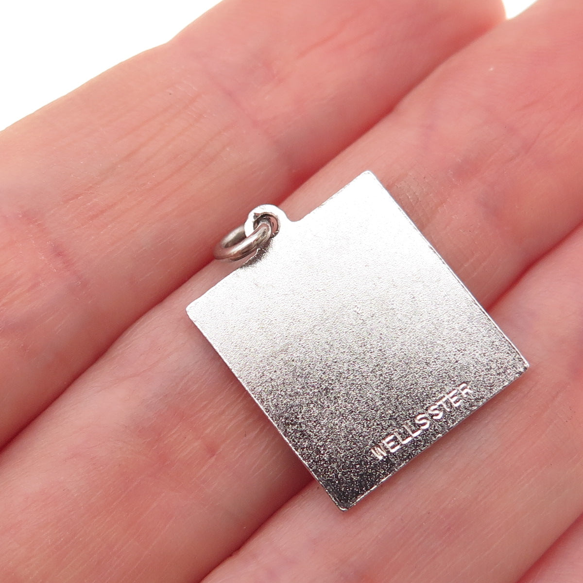 Wells 925 Sterling Silver Vintage Enamel Merry Christmas Charm Pendant