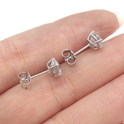 925 Sterling Silver Round-Cut Shaped C Z Stud Earrings