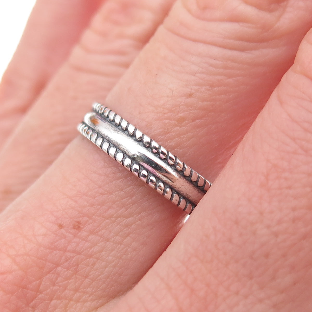 925 Sterling Silver Vintage Oxidized Band Ring Size 8