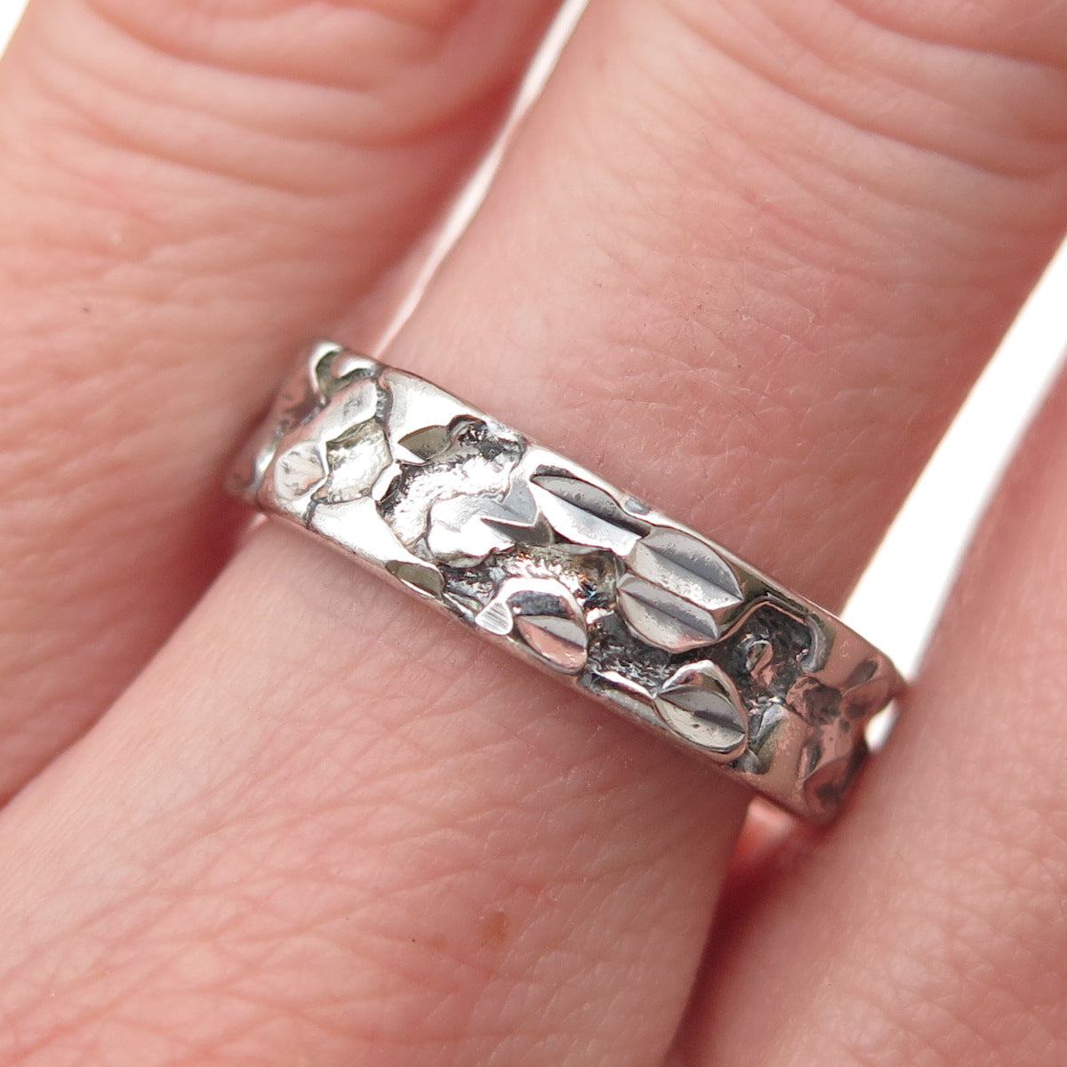 Lisa Lee Creations Sterling Silver Vintage Nugget Oxidized Band Ring Size 7.75