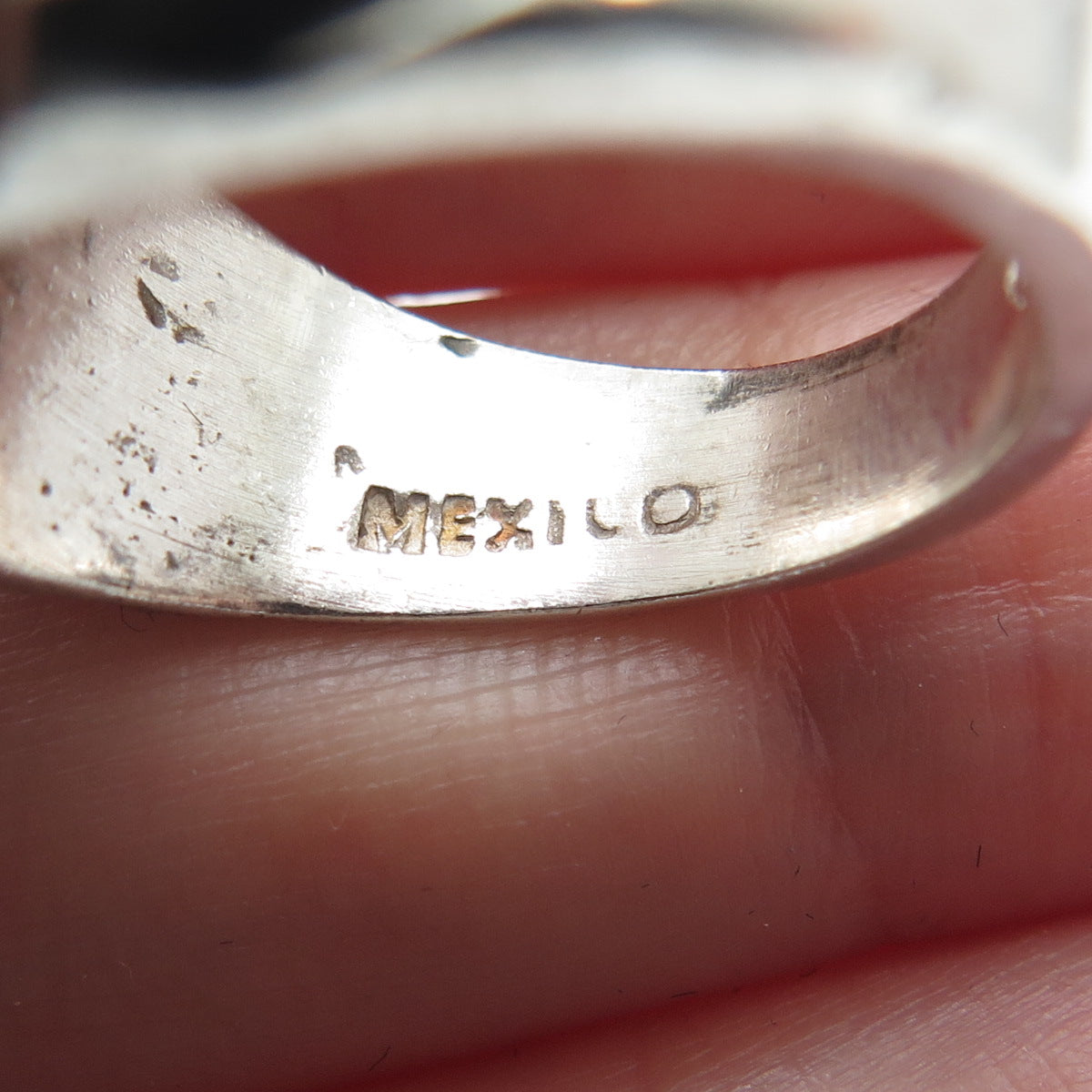 925 Sterling Silver 2-Tone Vintage Mexico Modernist Oxidized Ring Size 6.75