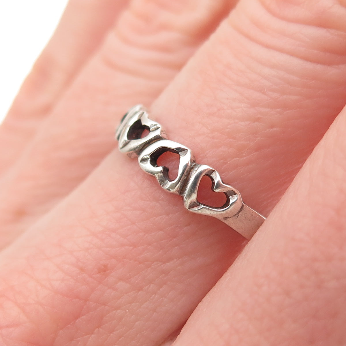 925 Sterling Silver Vintage Heart Link Oxidized Band Ring Size 7