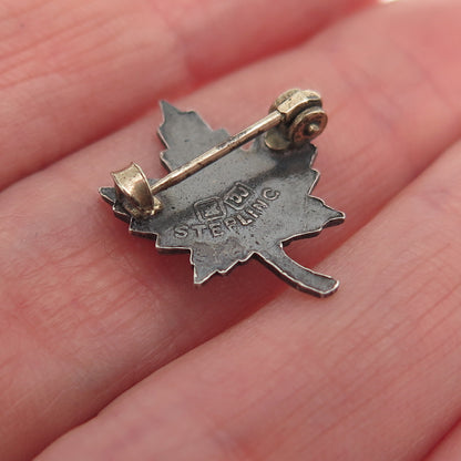 925 Sterling Silver Vintage Enamel Canada Maple Leaf Mini Pin Brooch