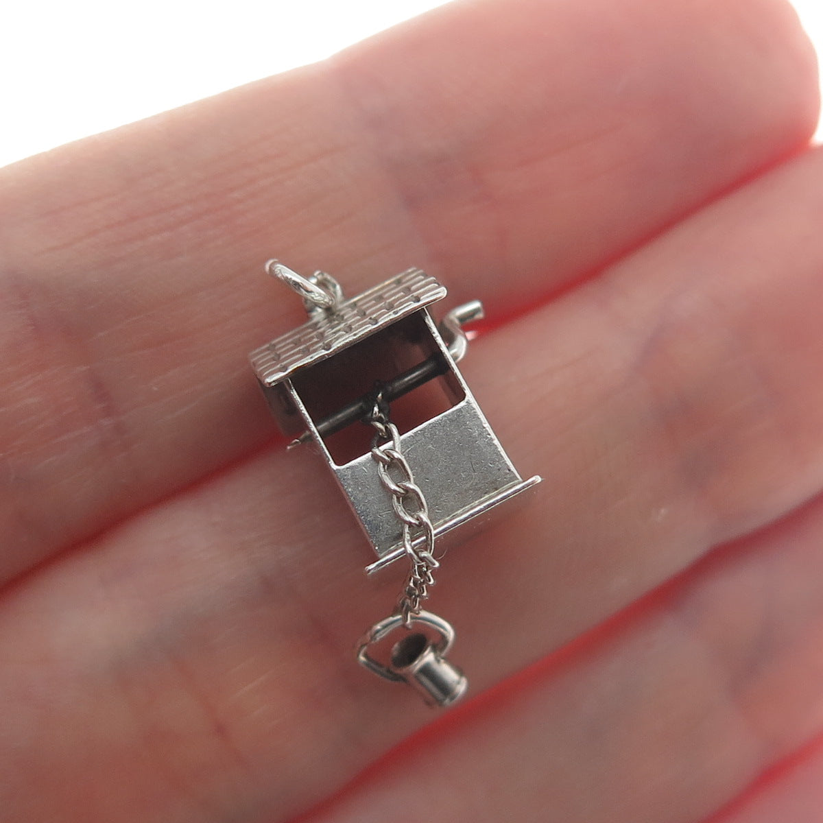 925 Sterling Silver Antique Art Deco Water Well Minimalist 3D Charm Pendant