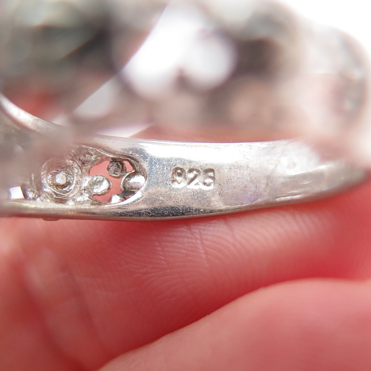 925 Sterling Silver Round-Cut Lavender & White C Z Ring Size 7.75