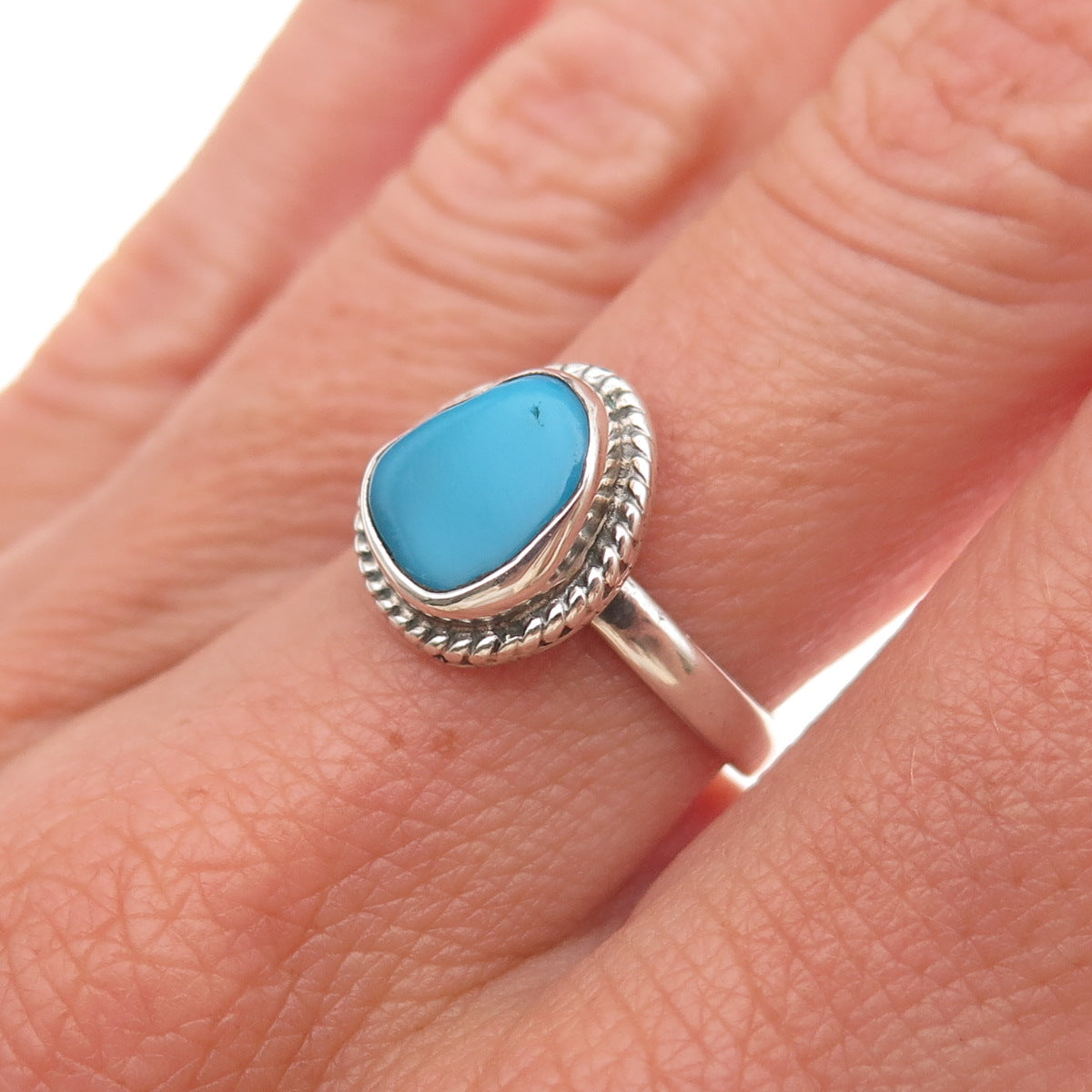 925 Sterling Silver Vintage Real Bisbee Turquoise Oxidized Ring Size 6.25