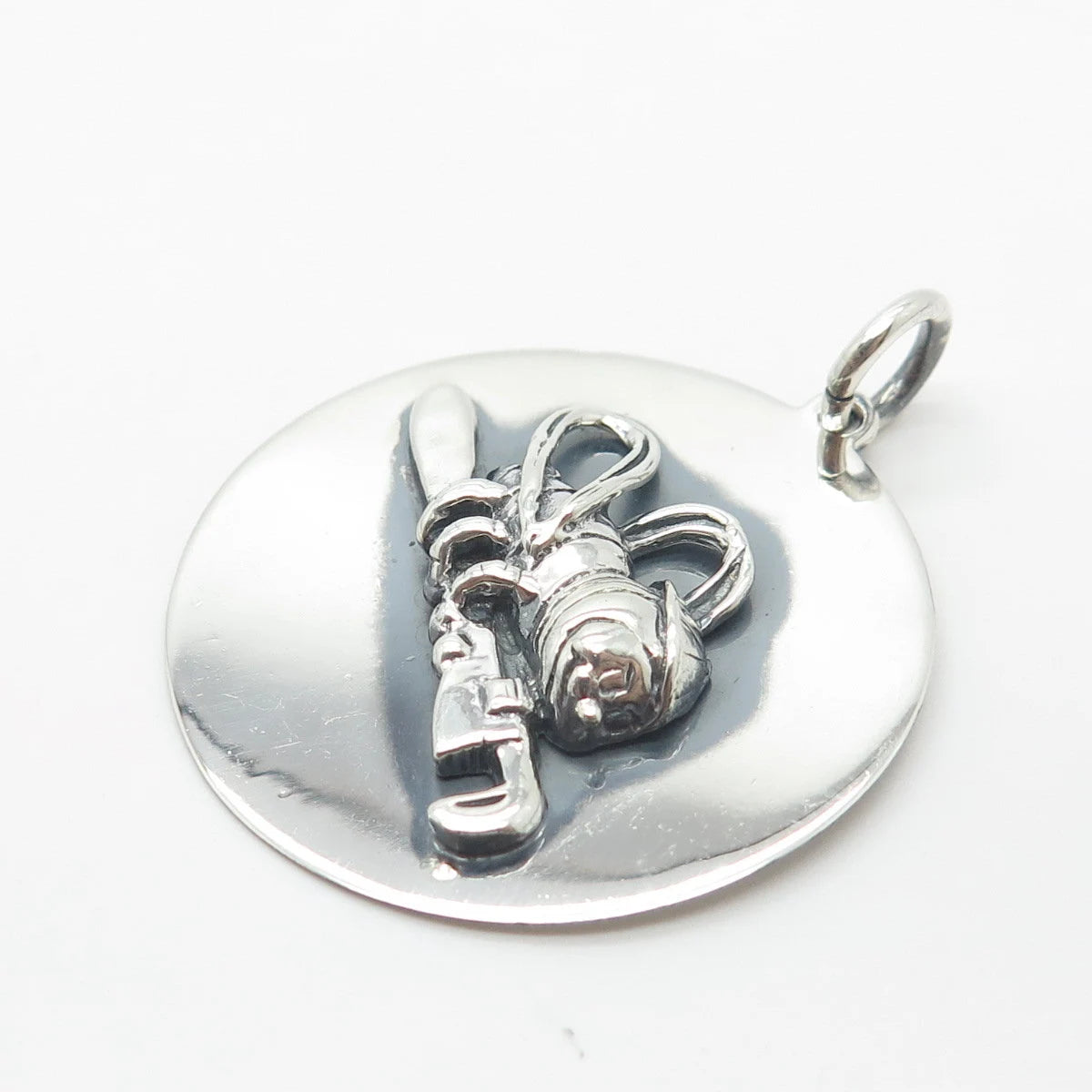 925 Sterling Silver Vintage Cartoon Bee Round Pendant