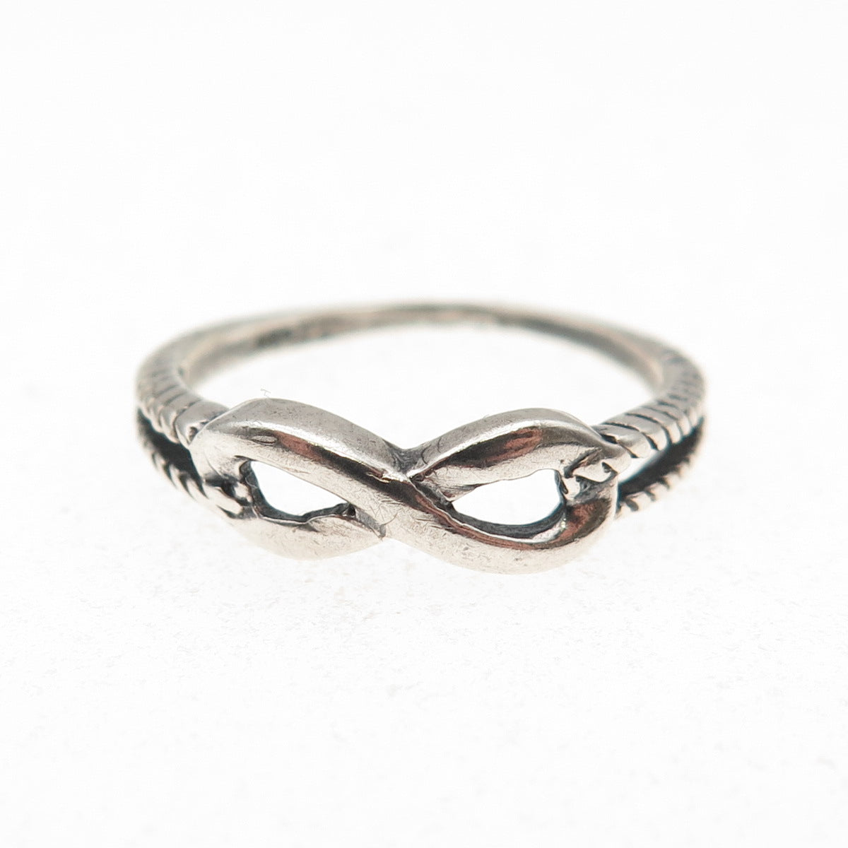 925 Sterling Silver Vintage Infinity Oxidized Ring Size 6.75