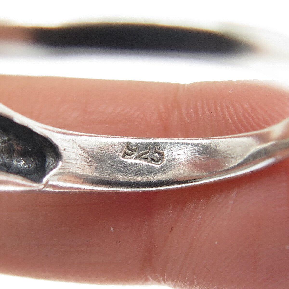 925 Sterling Silver Vintage Whale Oxidized Ring Size 8