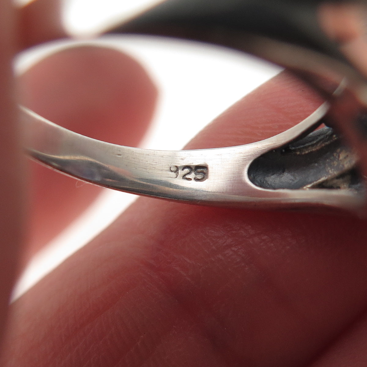 925 Sterling Silver Oval-Cut Blue C Z Modernist Bypass Ring Size 7