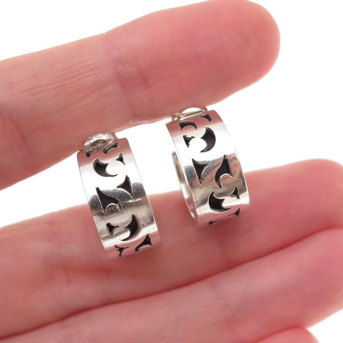 Lois Hill 925 Sterling Silver Vintage Signature Scroll Hoop Earrings