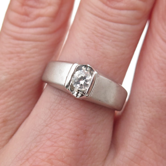 925 Sterling Silver Round-Cut C Z Engagement Ring Size 6.75