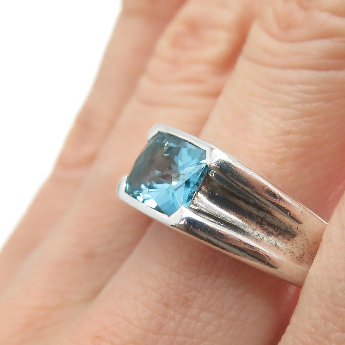 925 Sterling Silver Vintage Real Blue Topaz Modernist Ring Size 9.25