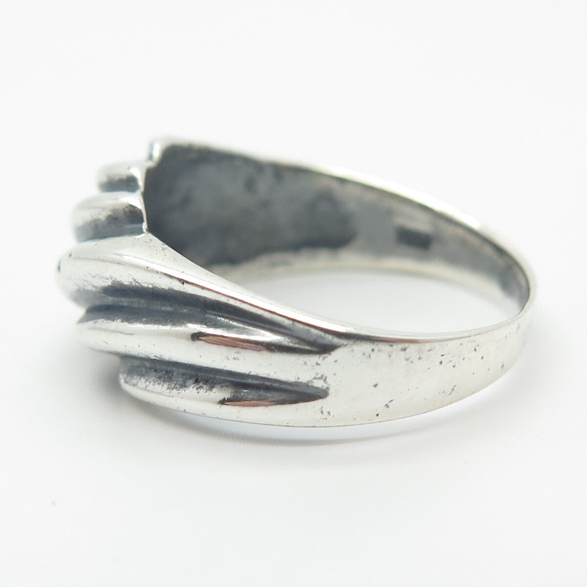 925 Sterling Silver Vintage Ribbed Ring Size 7.75