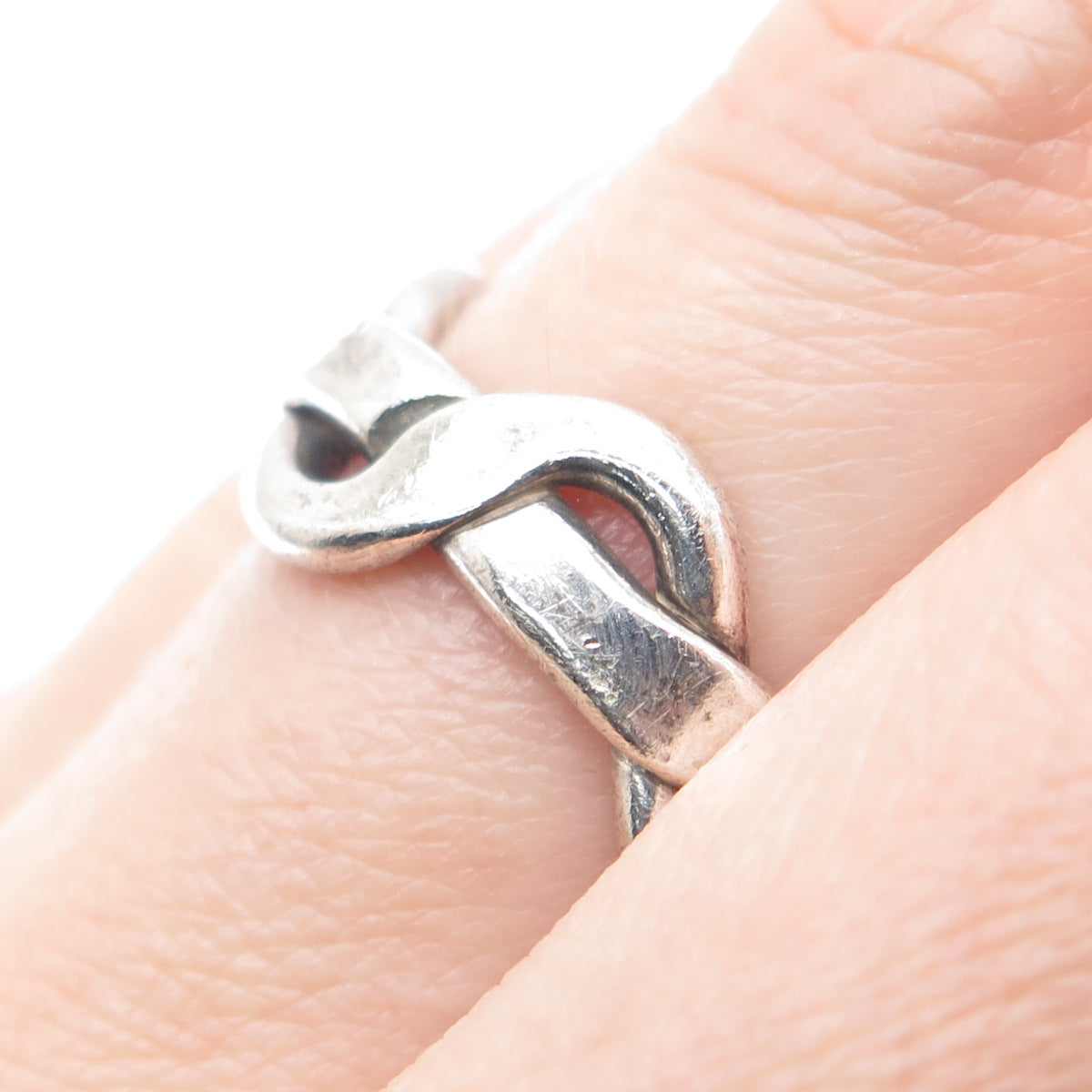 925 Sterling Silver Vintage Infinity Band Oxidized Ring Size 8