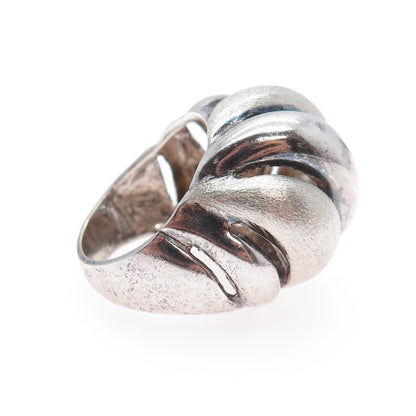 925 Sterling Silver Vintage Modernist Wavy Dome Oxidized Ring Size 7