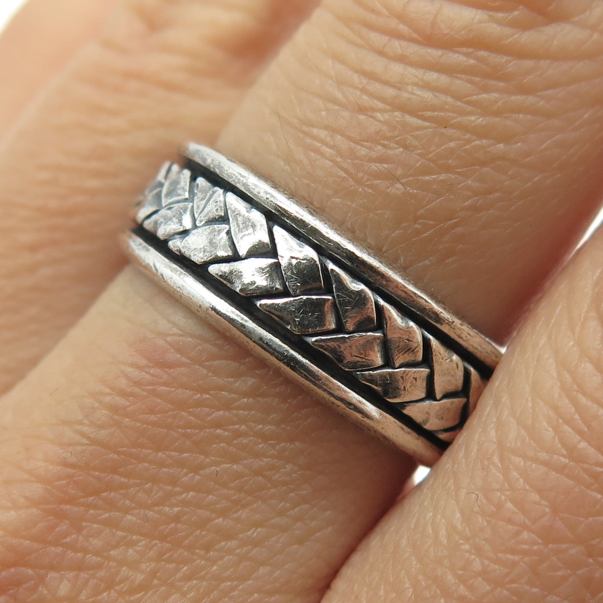 925 Sterling Silver Vintage Braided Rotating Band Oxidized Ring Size 8.75