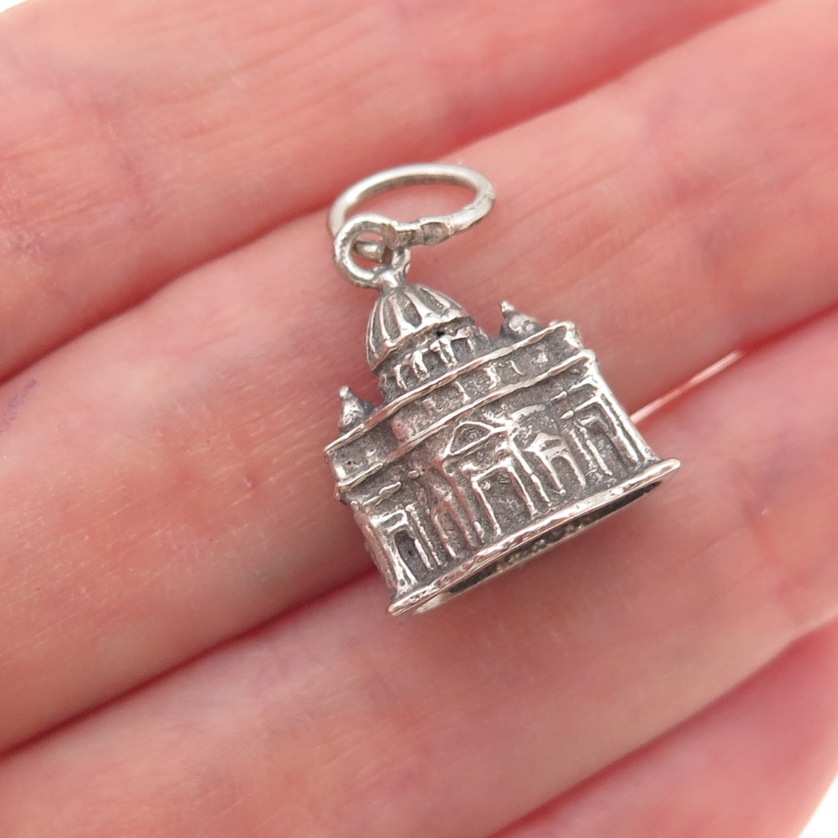 925 Sterling Silver Vintage St. Peter's Basilica Oxidized 3D Charm Pendant