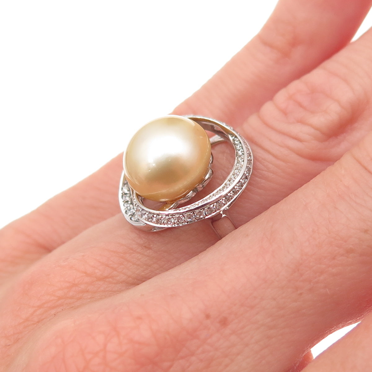 925 Sterling Silver Real Pearl & C Z Modernist Floral Ring Size 6