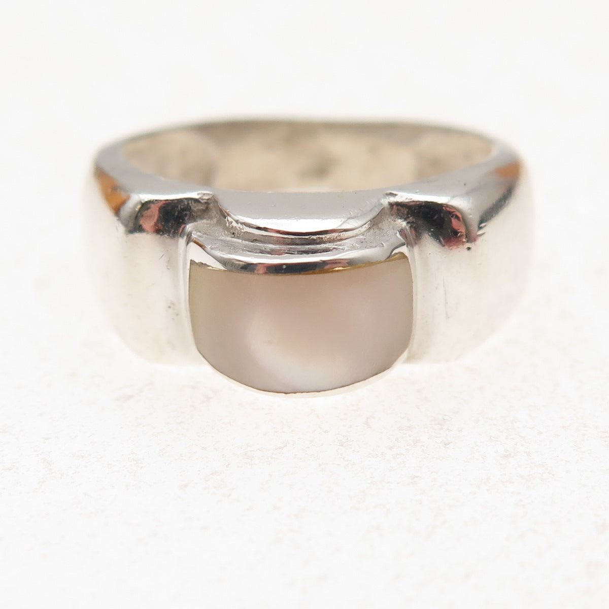925 Sterling Silver Vintage Real MOP Modernist Oxidized Ring Size 7.25