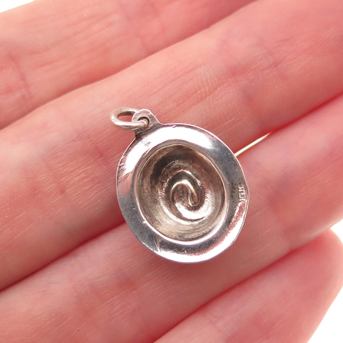 925 Sterling Silver Vintage Ladies Hat Oxidized 3D Charm Pendant