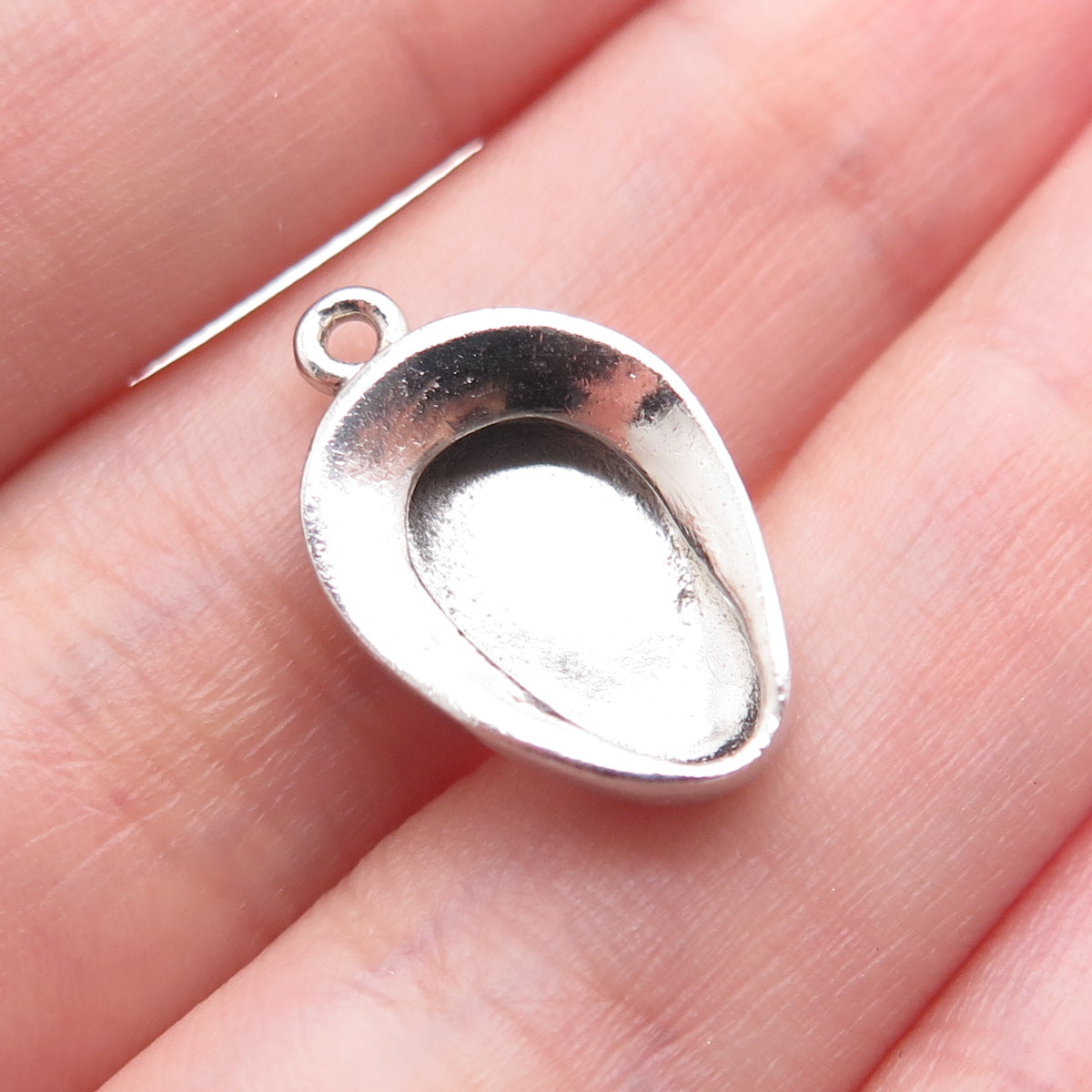 925 Sterling Silver Vintage Baby Potty Minimalist 3D Charm Pendant