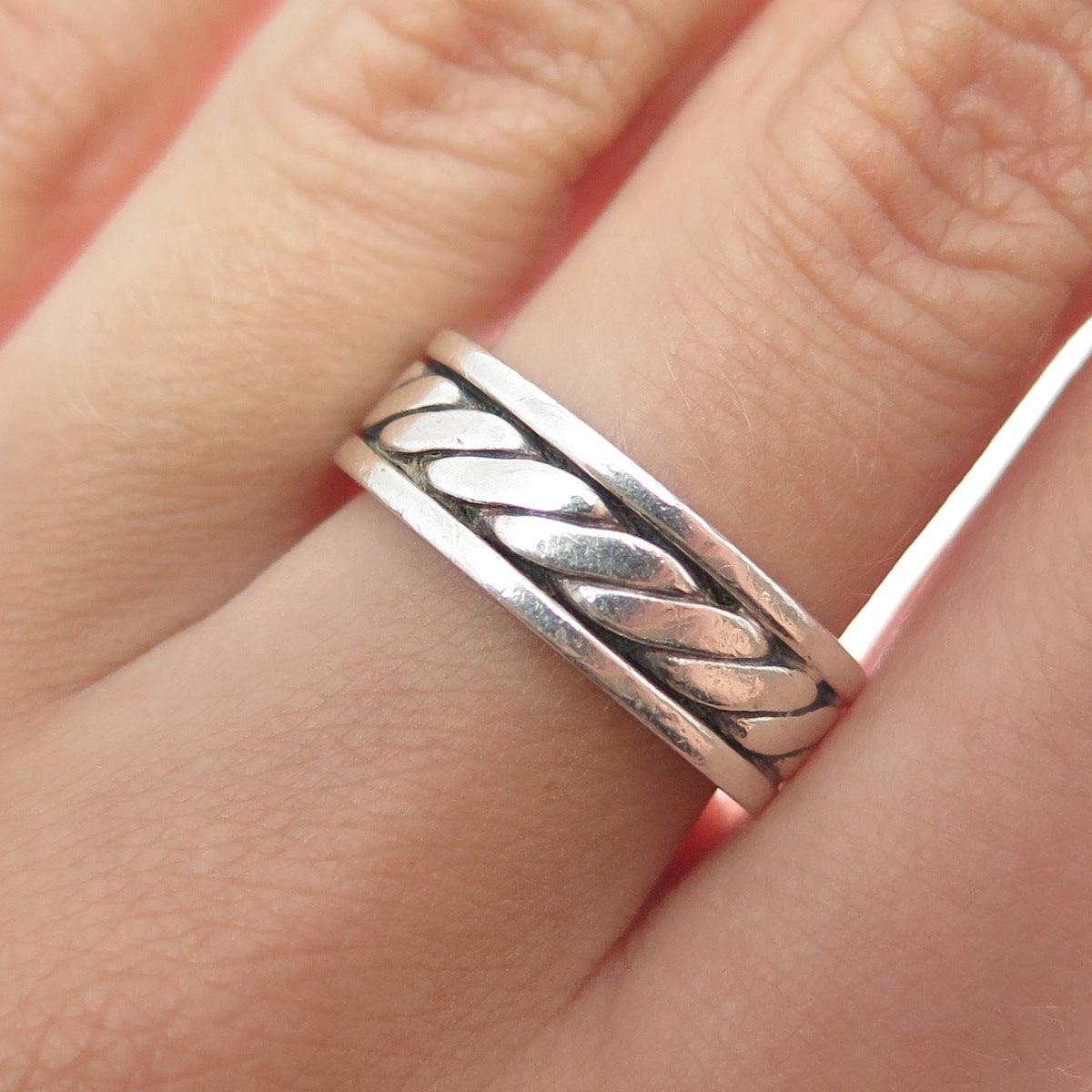925 Sterling Silver Vintage Mexico Sewing Stitches Oxidized Band Ring Size 7
