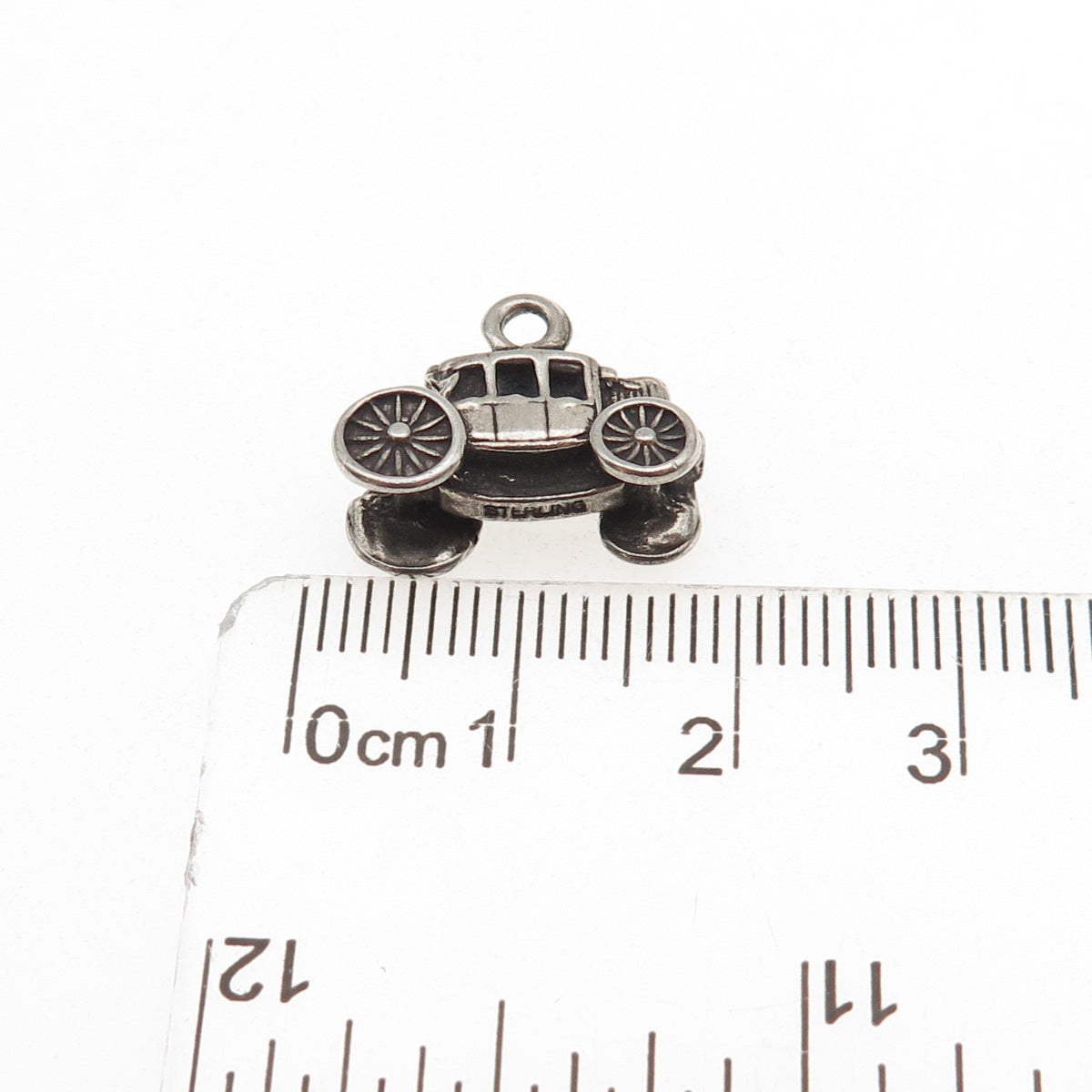 925 Sterling Silver Vintage Stagecoach / Carriage 3D Mini Charm Pendant