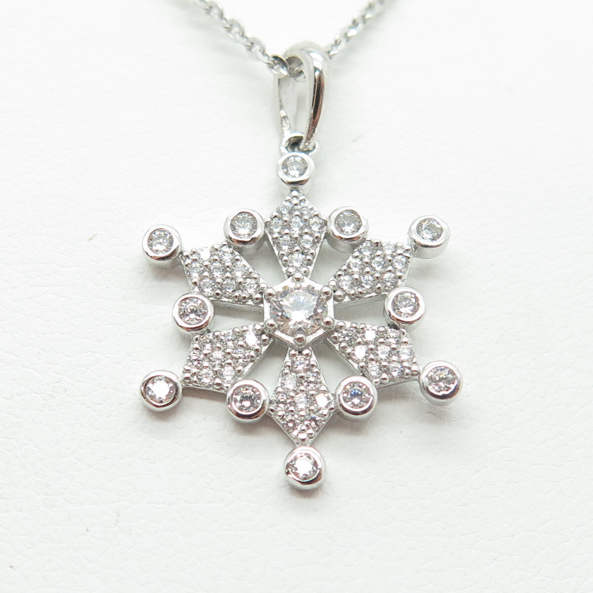 925 Sterling Silver Round-Cut C Z Snowflake Cable Chain Necklace 16"