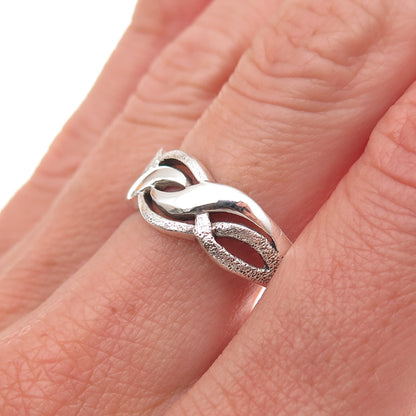 925 Sterling Silver Vintage Modernist Wavy Oxidized Ring Size 8
