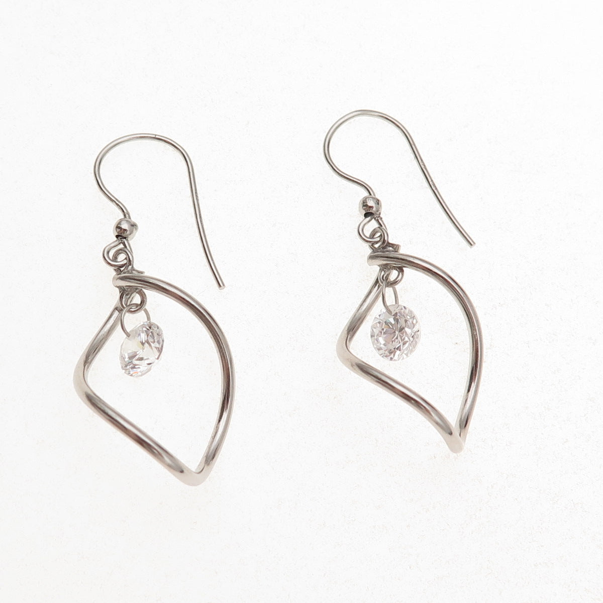 925 Sterling Silver Vintage Italy Round-Cut C Z Modernist Petal Dangle Earrings