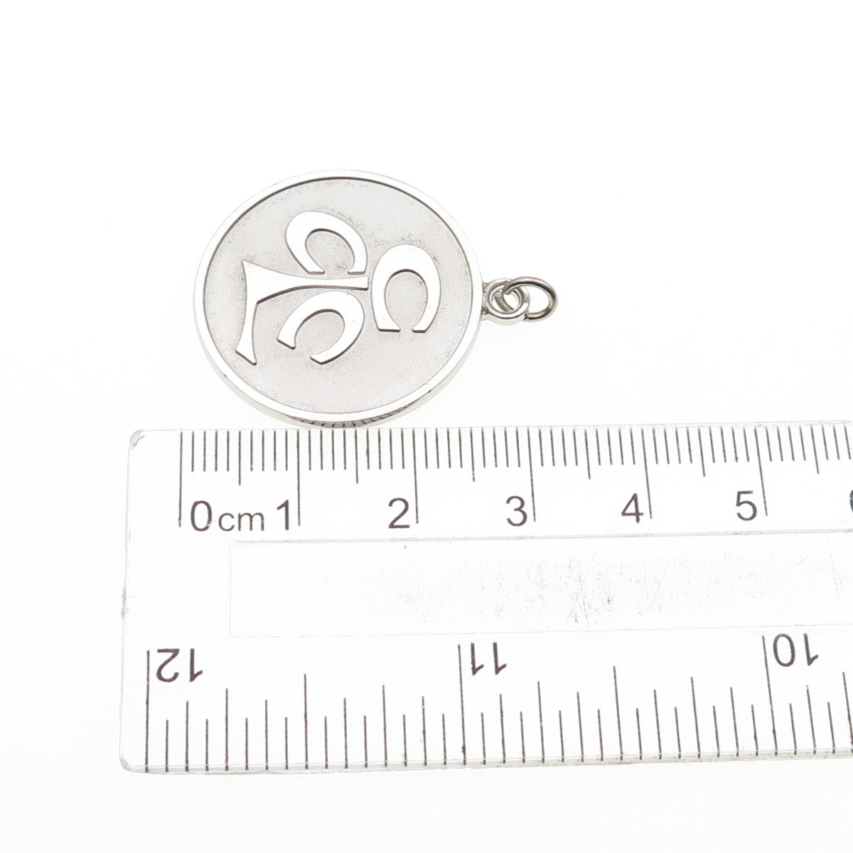 KENNEY 925 Sterling Silver Vintage Symbol Round Tag Charm Pendant