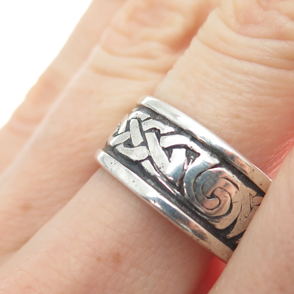 925 Sterling Silver Vintage SAW Celtic Knot Oxidized Band Ring Size 8.5