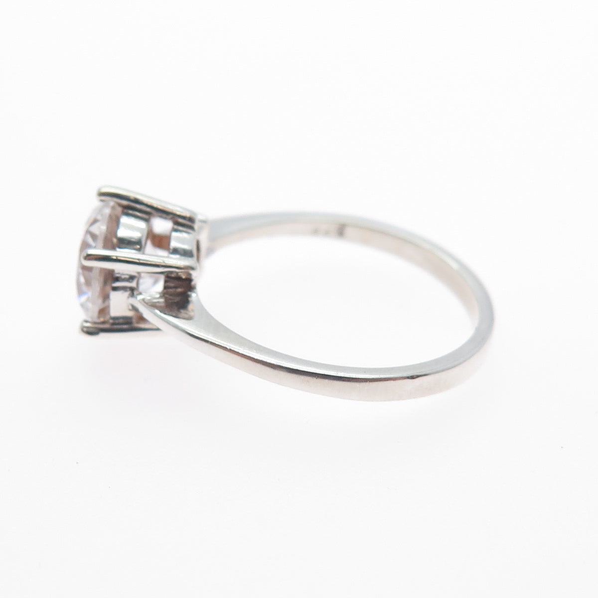 925 Sterling Silver Round-Cut C Z Engagement Ring Size 6