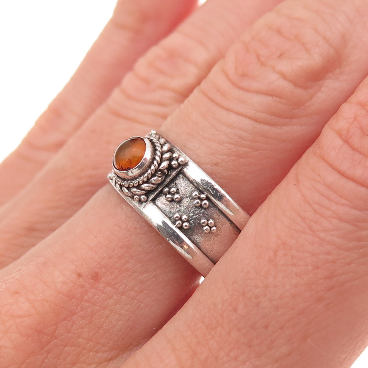 925 Sterling Silver Vintage Real Amber Granulated Oxidized Band Ring Size 8.75
