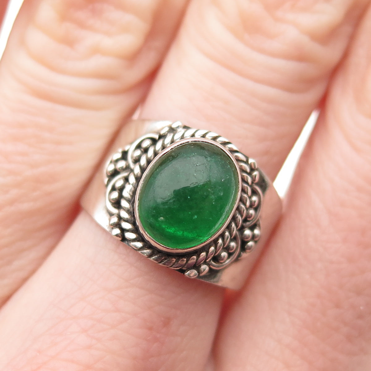 925 Sterling Silver Vintage Real Cabochon Jade Oxidized Ring Size 7.75