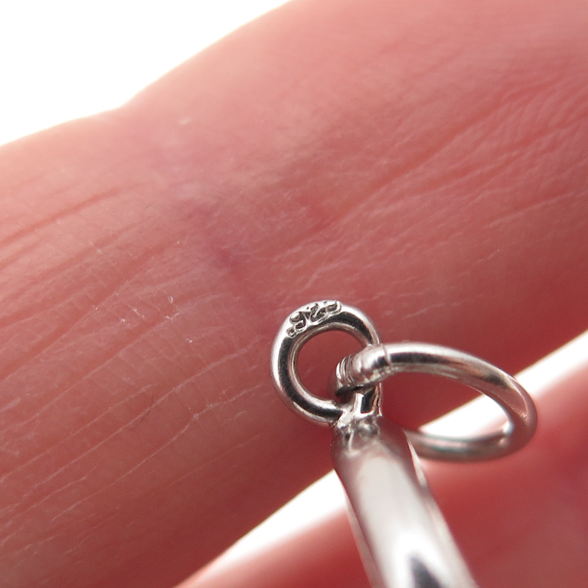 Artlinea 925 Sterling Silver Vintage Key Charm Pendant