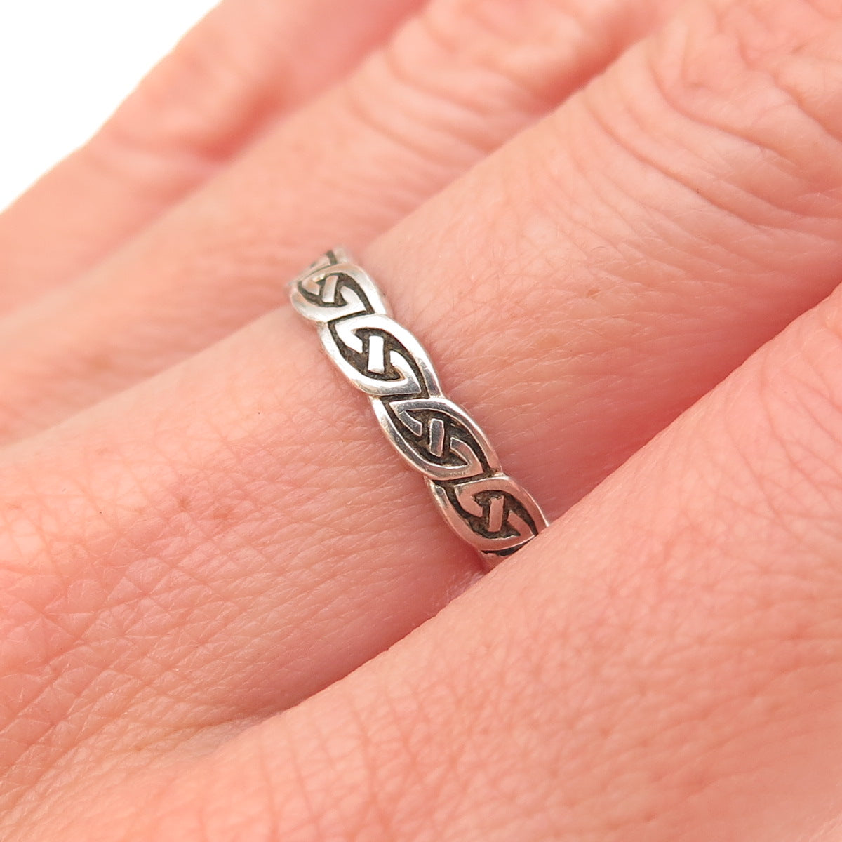 Avon & RJ Graziano 925 Sterling Silver Vintage Celtic Knot Band Ring Size 6.25