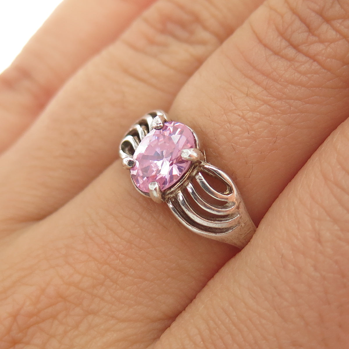 925 Sterling Silver Vintage Oval-Cut Pink C Z Modernist Ring Size 7