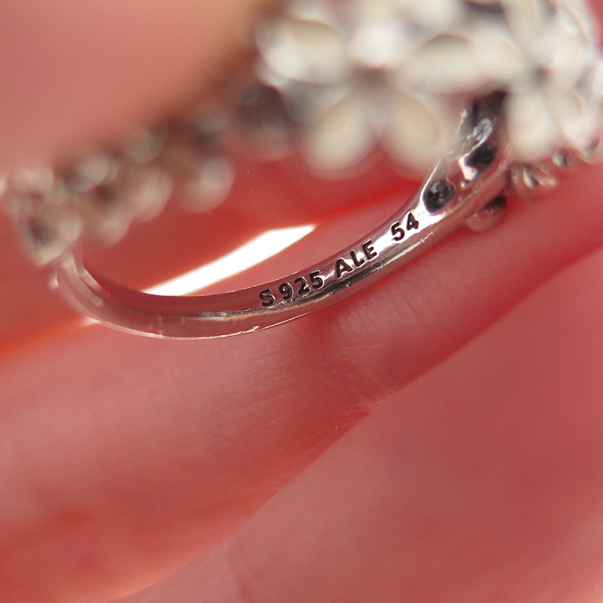 Pandora 925 Sterling Silver Enamel & C Z Darling Daisy Bouquet Ring Size 7