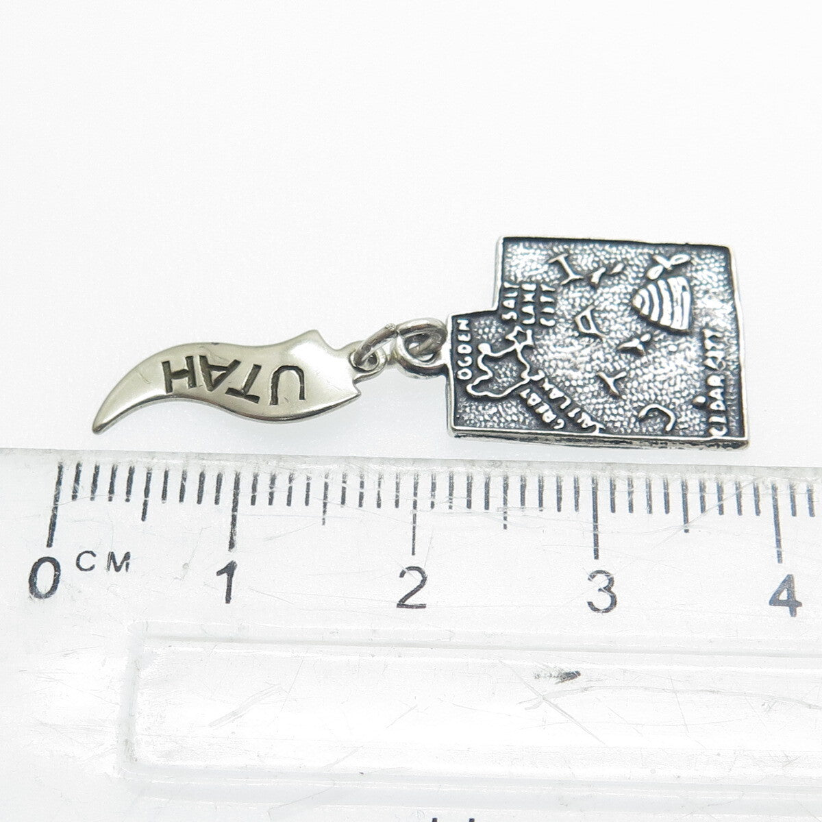 925 Sterling Silver Vintage Utah State Map Oxidized Minimalist Charm Pendant
