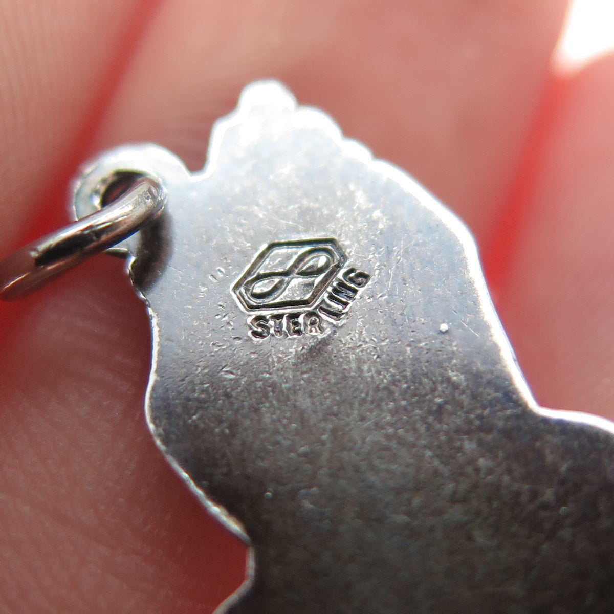 925 Sterling Silver Vintage Praying Hands Religious Oxidized Mini Charm Pendant