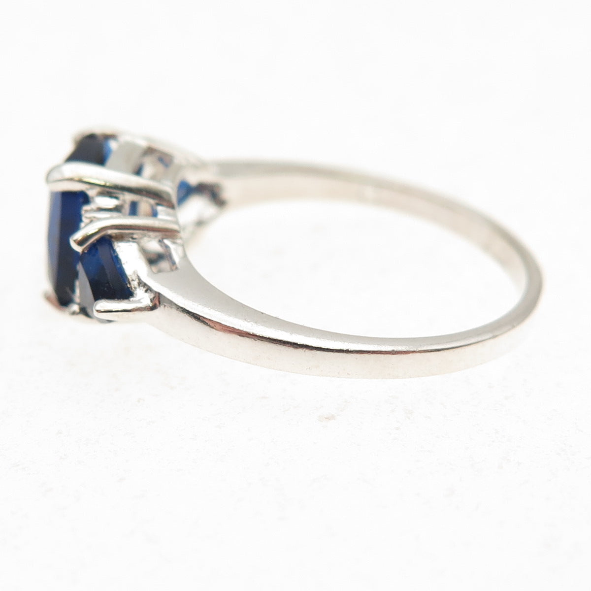 925 Sterling Silver Real Round-Cut Diamond & Blue C Z Ring Size 6.75